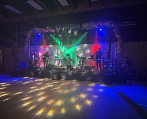 Sabbradi Partyband, Hochzeitsmusik Oberbayern, München, Ammersee für Event, Party und Hochzeit auf großer Bühne