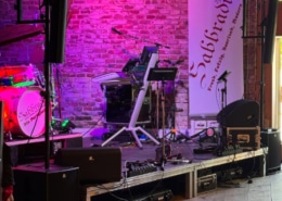 Sabbradi Partyband, Hochzeitsmusik Oberbayern, München, Ammersee für Event, Party und Hochzeit Bühnenaufbau